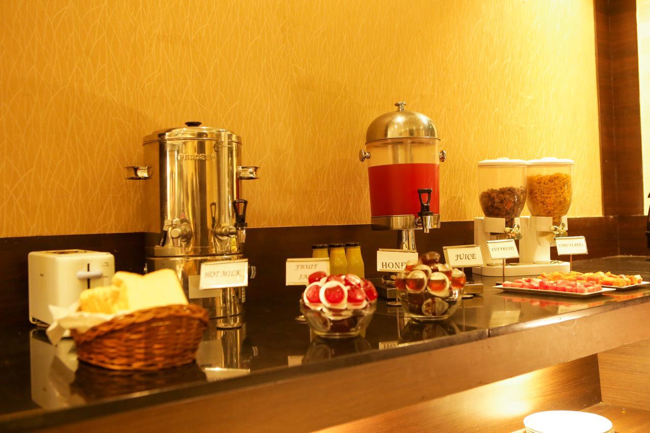 Hotel Mars Classic Chennai Zewnętrze zdjęcie