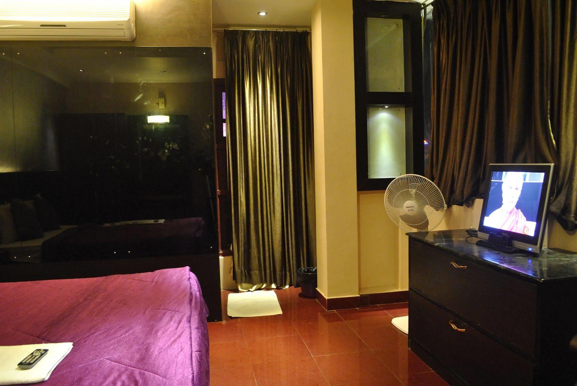 Hotel Mars Classic Chennai Zewnętrze zdjęcie