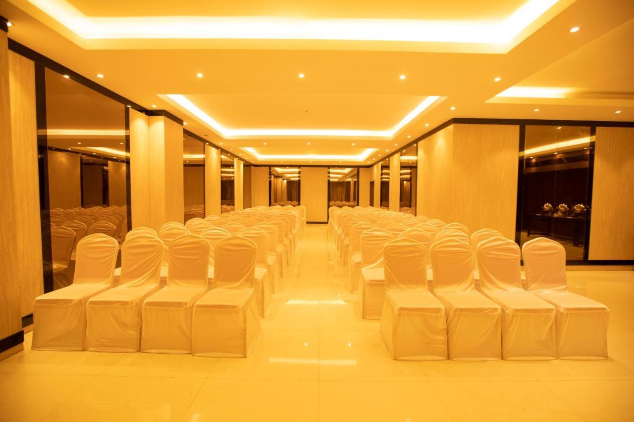 Hotel Mars Classic Chennai Zewnętrze zdjęcie